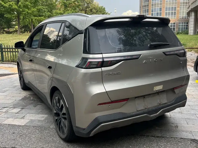 GAC Aion Y — Фото автомобиля 5