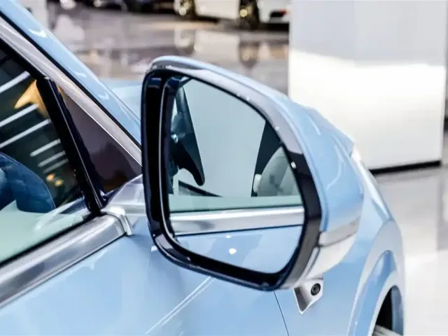 Li Auto L7 — Фото автомобиля 6