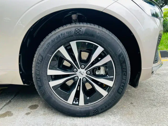 Volvo XC60 — Фото автомобиля 18