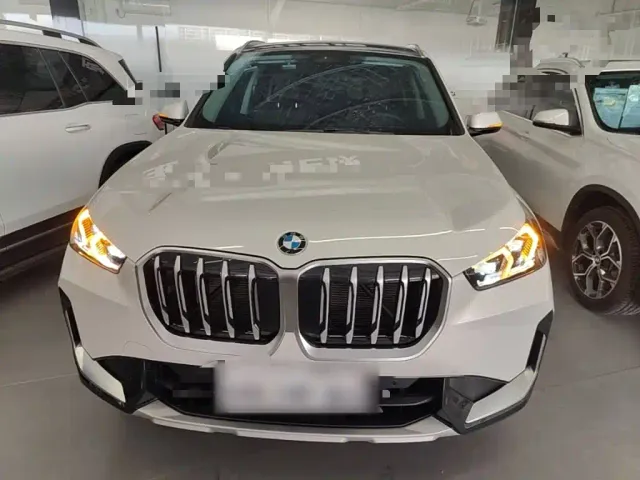 BMW X1 — Фото автомобиля 2