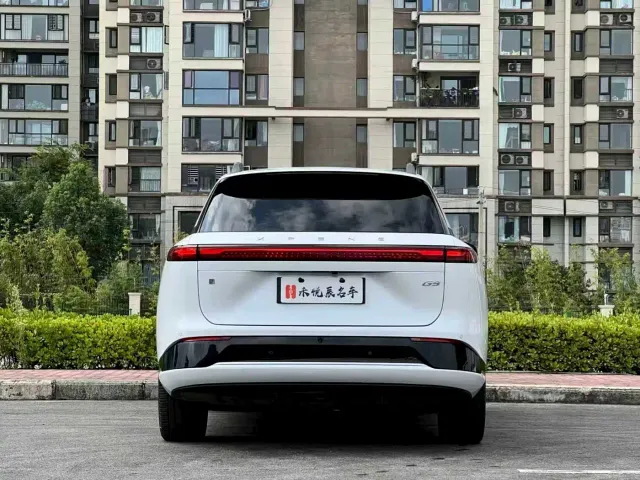 Xpeng G9 — Фото автомобиля 11