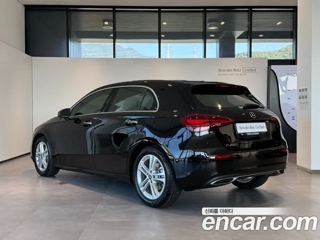 Mercedes-Benz A-Class W177 — Фото автомобиля 3