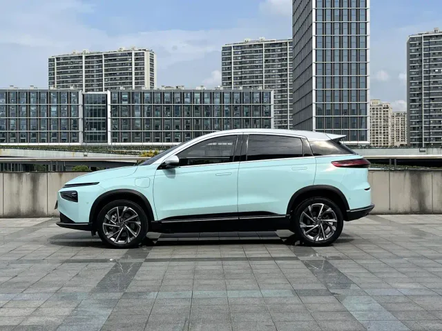 Xpeng G3 — Фото автомобиля 4