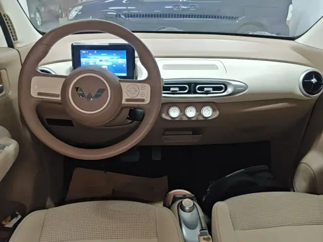 Wuling Hongguang Mini EV — Фото автомобиля 9