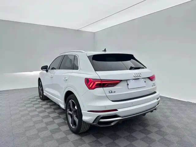 Audi Q3 — Фото автомобиля 6