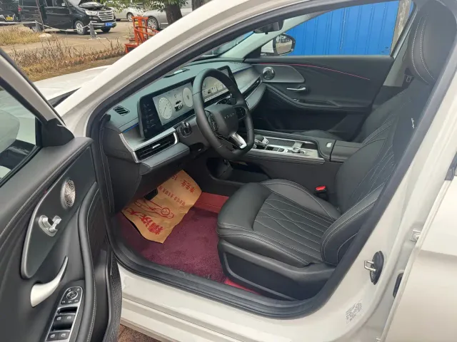 Chery Arrizo 8 — Фото автомобиля 6