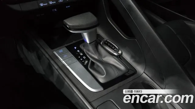 Hyundai AVANTE Avante (CN7) — Фото автомобиля 9
