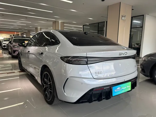 BYD Seal — Фото автомобиля 8