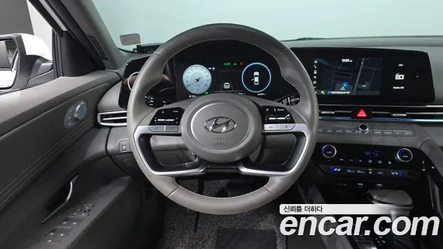 Hyundai Avante CN7 — Фото автомобиля 19