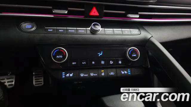 Hyundai Avante CN7 — Фото автомобиля 24