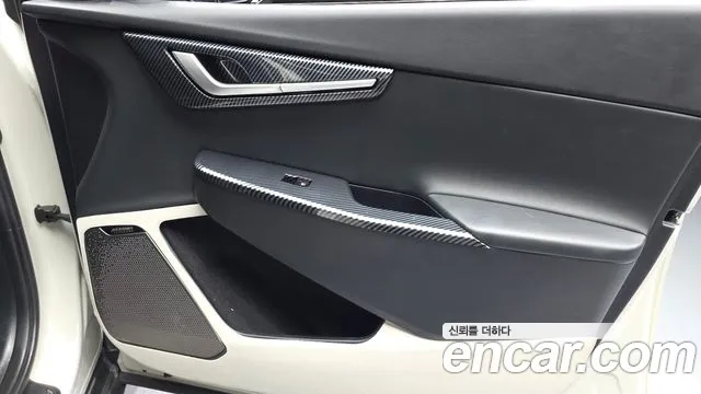 Kia EV6 — Фото автомобиля 24