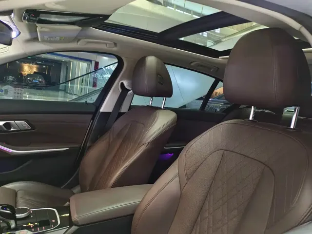 BMW 3 Series — Фото автомобиля 12