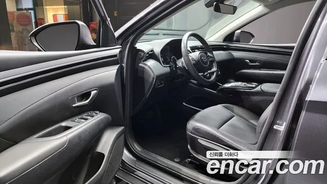 Hyundai Tucson Tucson (NX4) Дизель 2.0 2WD — Фото автомобиля 10