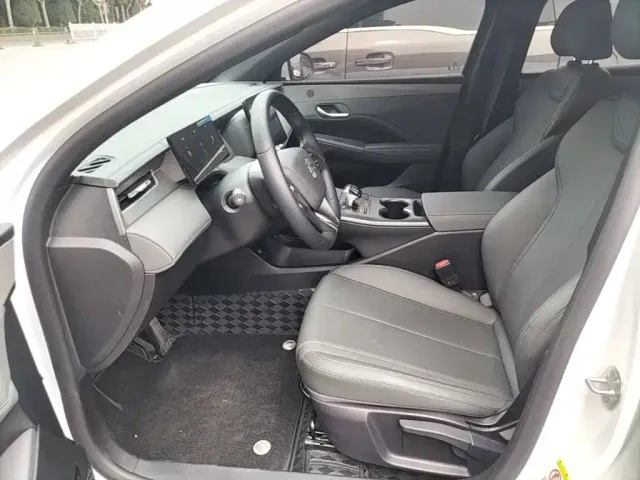 BYD Qin PLUS — Фото автомобиля 14