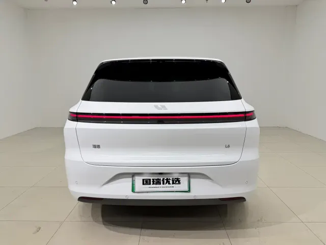 Li Auto L6 — Фото автомобиля 5