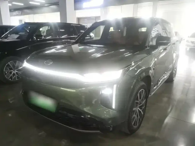Фотография автомобиля — GAC Trumpchi Xiangwang S7