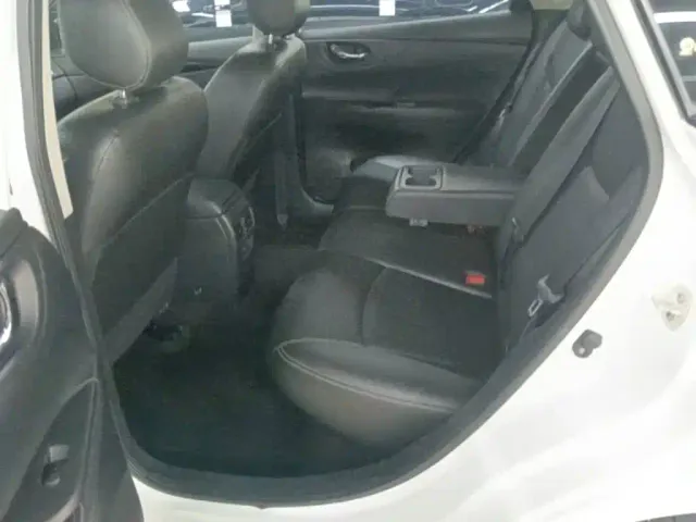 Nissan Tiida — Фото автомобиля 16