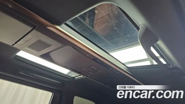 Toyota Alphard — Фото автомобиля 17