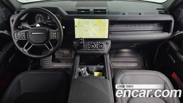 Land Rover Defender — Фото автомобиля 9