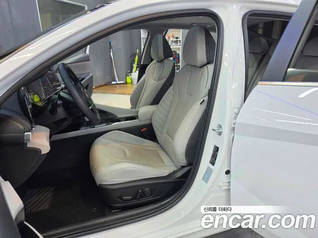 Hyundai AVANTE Avante (CN7) — Фото автомобиля 17