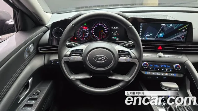 Hyundai AVANTE Avante (CN7) — Фото автомобиля 9