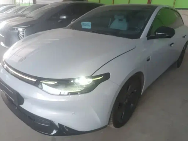 Фотография автомобиля — Leapmotor C01
