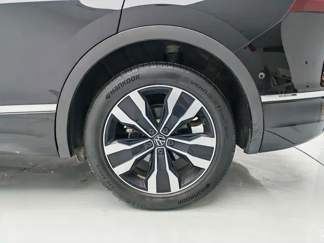 Volkswagen Tiguan L — Фото автомобиля 16