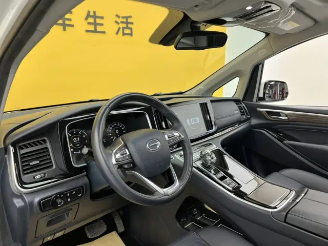 GAC Trumpchi M8 — Фото автомобиля 29