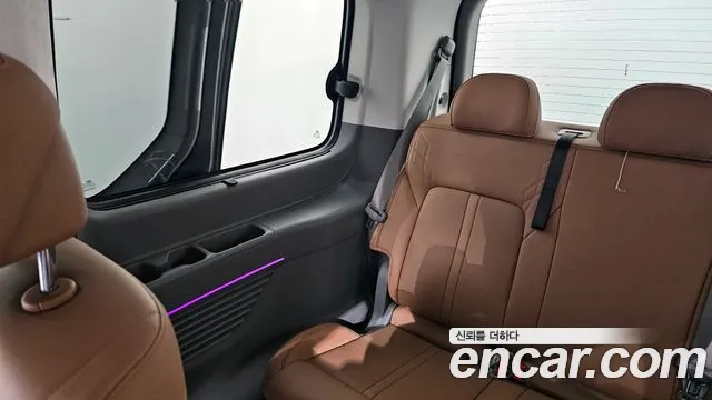 Hyundai Staria Staria — Фото автомобиля 13