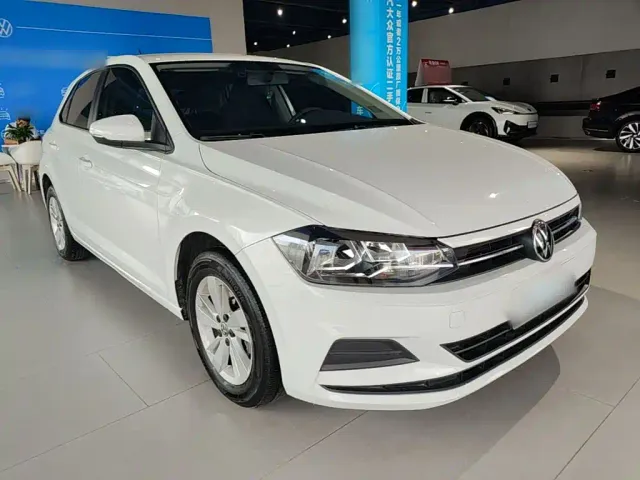 Volkswagen Polo — Фото автомобиля 21