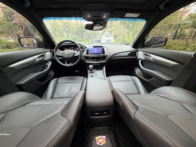 Cadillac CT5 — Фото автомобиля 18