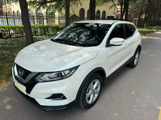 Фотография автомобиля — Nissan Qashqai