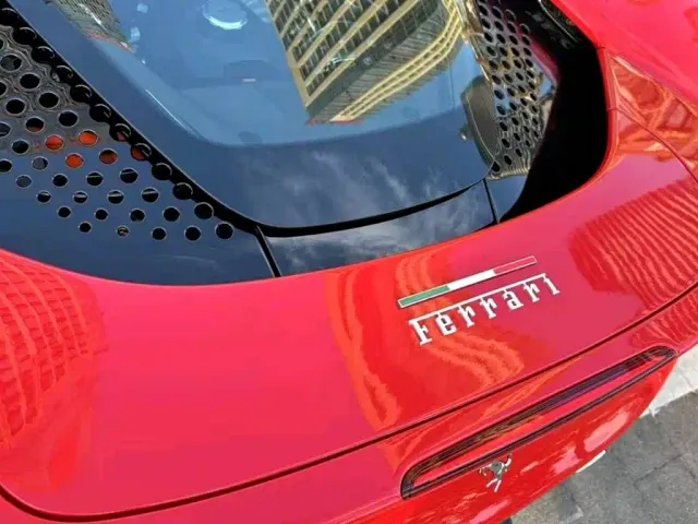 Ferrari SF90 — Фото автомобиля 8