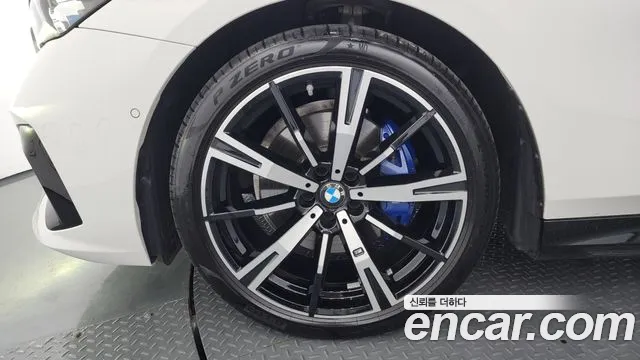 BMW 5-Series 5 серия (G60) 530i xDrive M Sport — Фото автомобиля 5