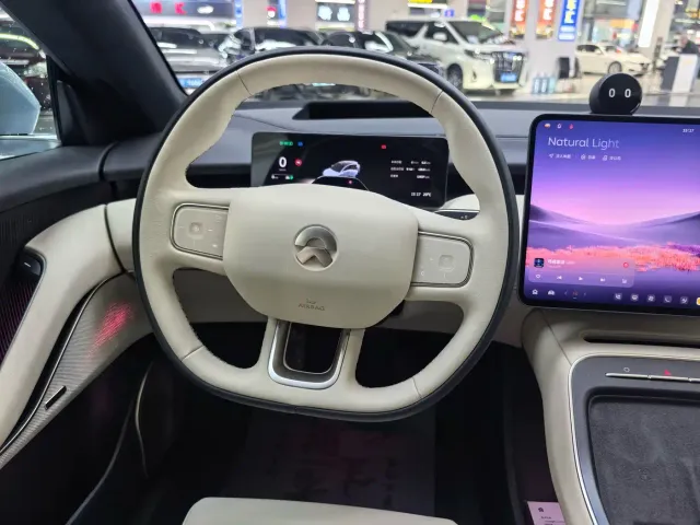 Nio ET5 Touring — Фото автомобиля 12