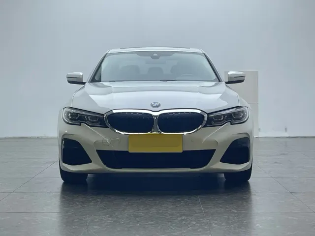 BMW 3 Series — Фото автомобиля 2