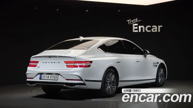 Genesis G80 RG3 — Фото автомобиля 2