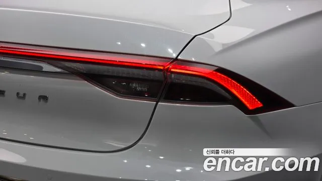 Hyundai Grandeur Grandeur (New) — Фото автомобиля 8