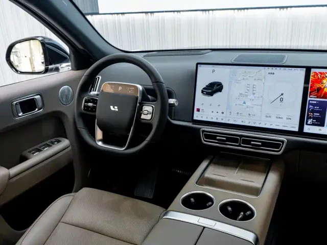 Li Auto L7 — Фото автомобиля 27