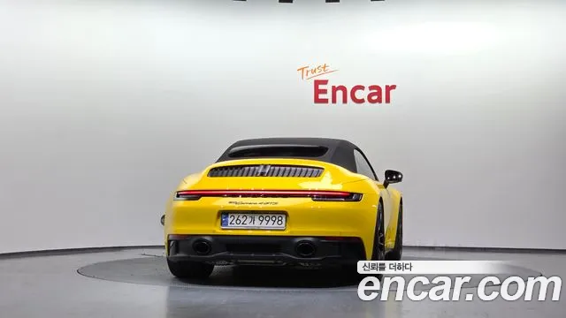 Porsche 911 — Фото автомобиля 4