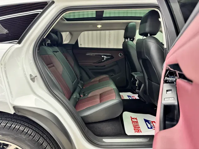 Land Rover Range Rover Evoque — Фото автомобиля 17