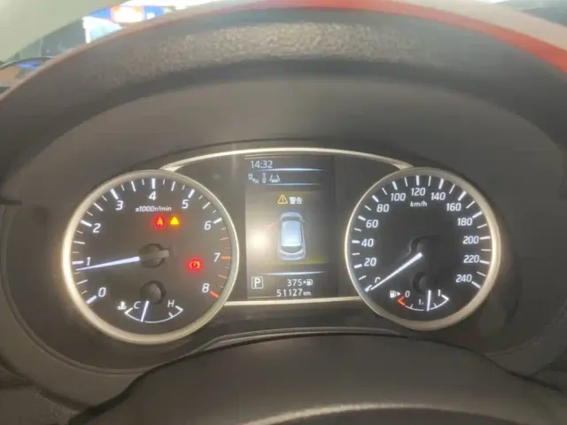 Nissan Tiida — Фото автомобиля 11
