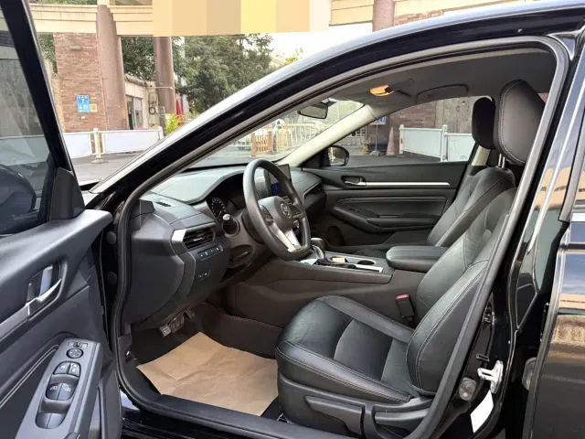 Nissan Teana — Фото автомобиля 6