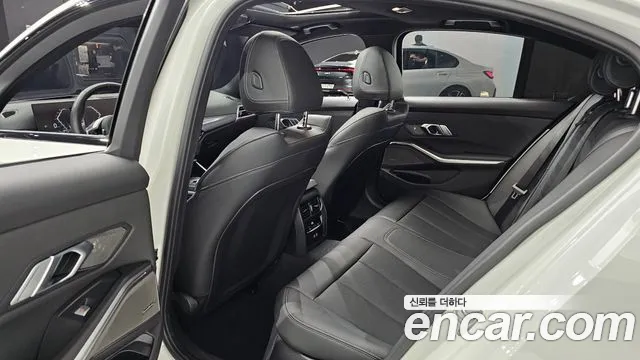 BMW 3 Series G20 — Фото автомобиля 12