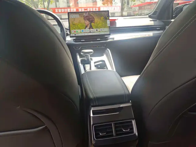 Geely Xingrui — Фото автомобиля 7