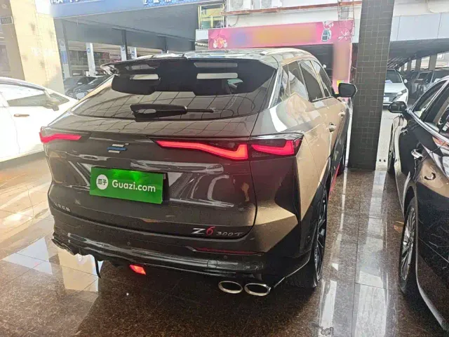 Changan Z6 — Фото автомобиля 4