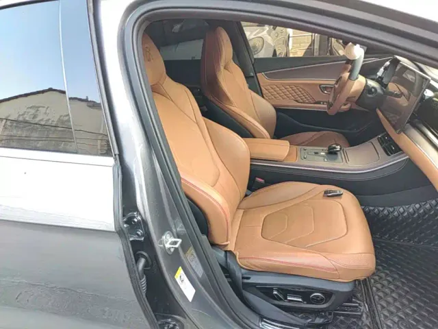 BYD Han — Фото автомобиля 24