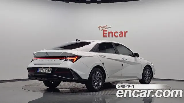 Hyundai AVANTE Новый Avante (CN7) — Фото автомобиля 2
