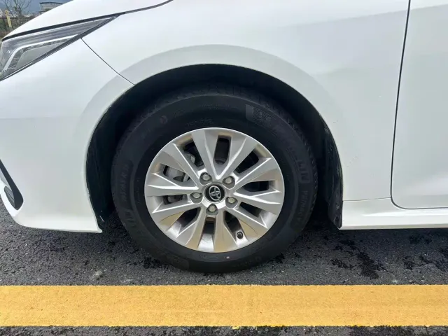 Toyota Corolla — Фото автомобиля 19