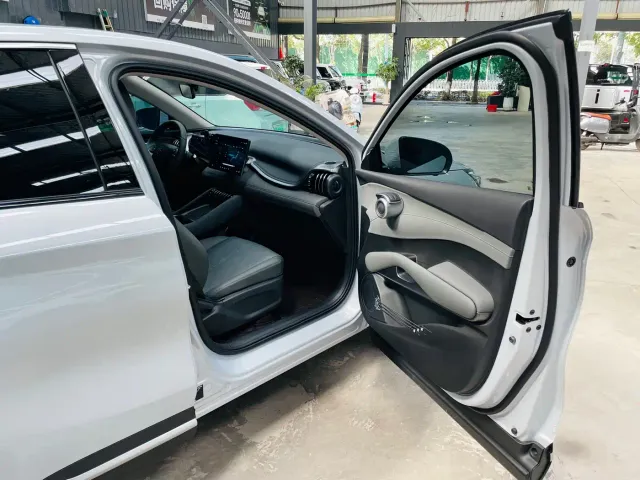 BYD Yuan PLUS — Фото автомобиля 18